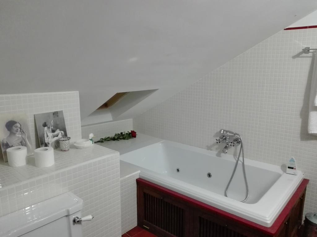 Casa Manoso Hotel Cea Екстериор снимка