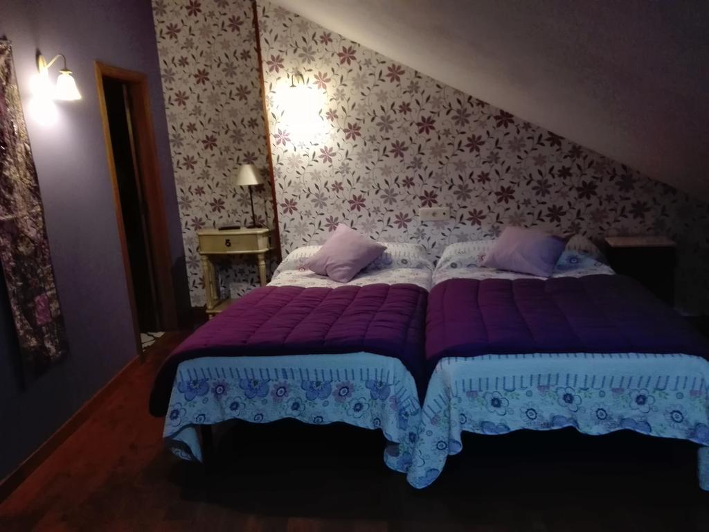 Casa Manoso Hotel Cea Екстериор снимка